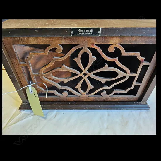 Sonora Wood Horn Loud Speaker – 1924 (some borer)